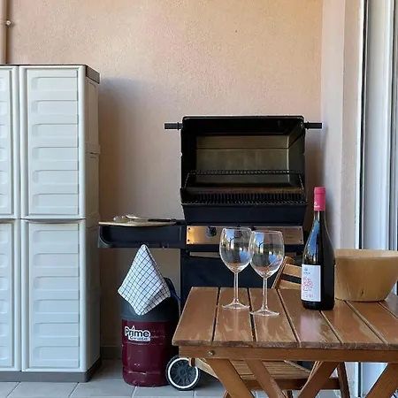 Hideaway For 2! *